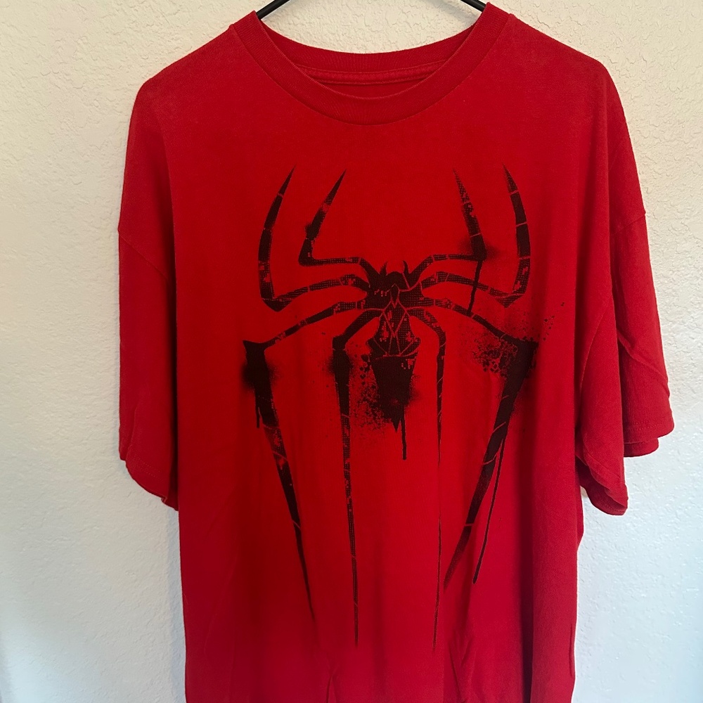 The Amazing Spider-Man Red Black Spider Graphic tee Size 2XL
